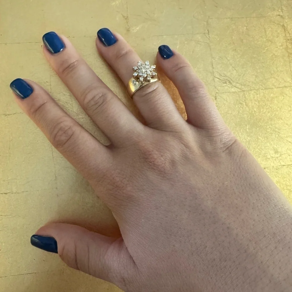 14K Yellow Gold and Diamond Vintage Floral Cluster Ring Wide Band size 5.75